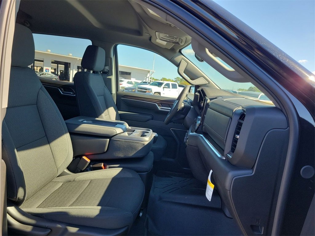New 2026 Chevrolet Silverado 1500 RST w/ Dark Appearance Package image 28