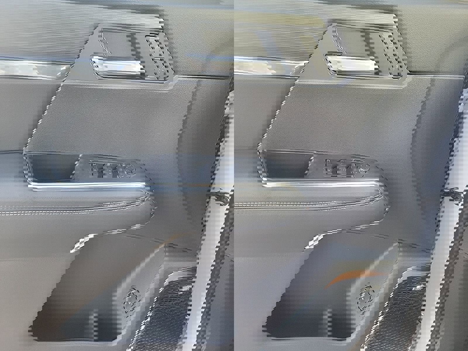 New 2026 GMC Acadia Elevation w/ Elevation Premium Package image 15