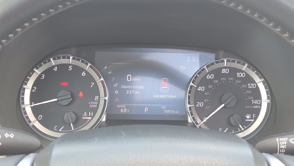Used 2023 Toyota Highlander XLE FWD image 19