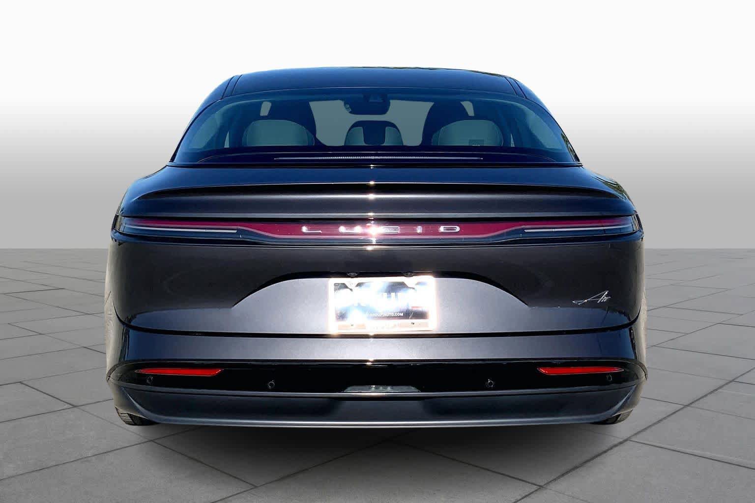 Used 2025 Lucid Air Pure image 5