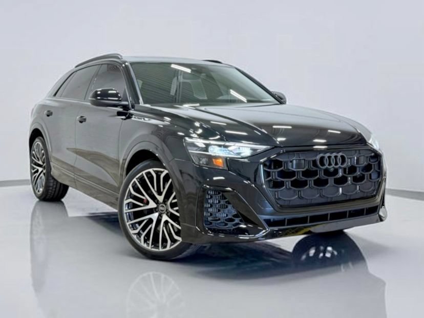 Used 2025 Audi SQ8 Premium Plus w/ 23" Wheel Package AWD/4WD image 8