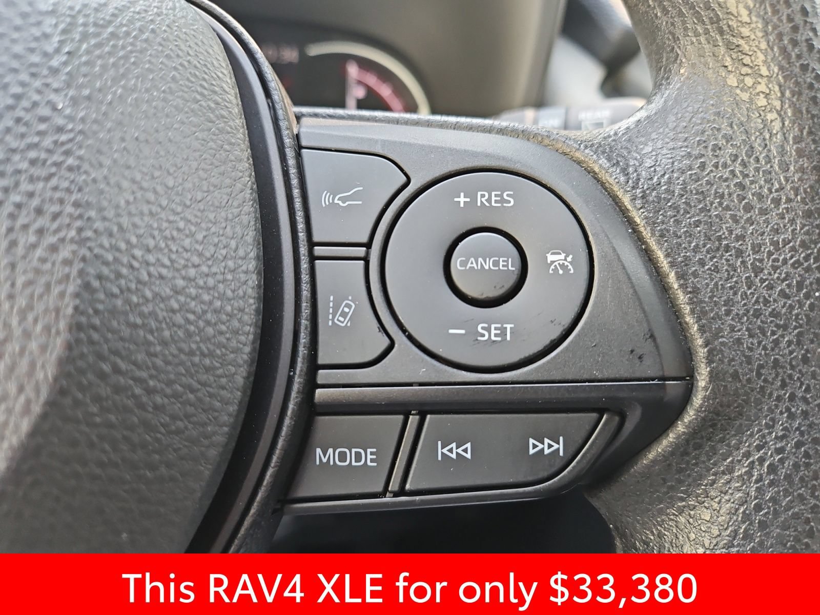 Used 2023 Toyota RAV4 XLE AWD/4WD image 29