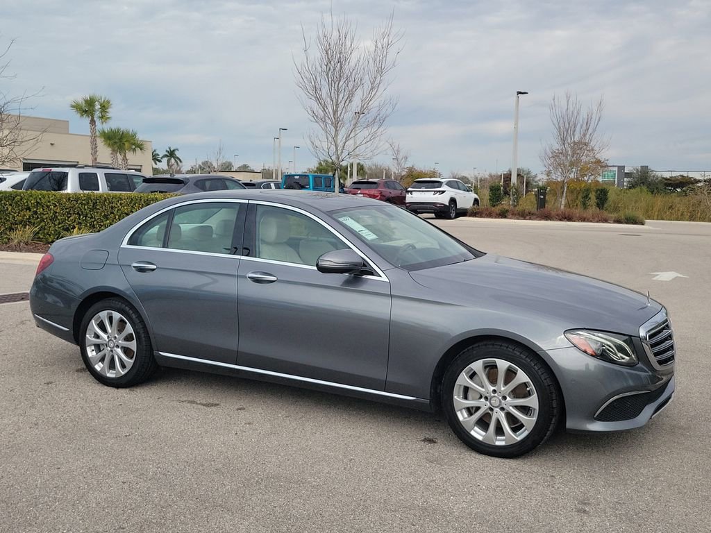 Used 2017 Mercedes-Benz E 300 image 3