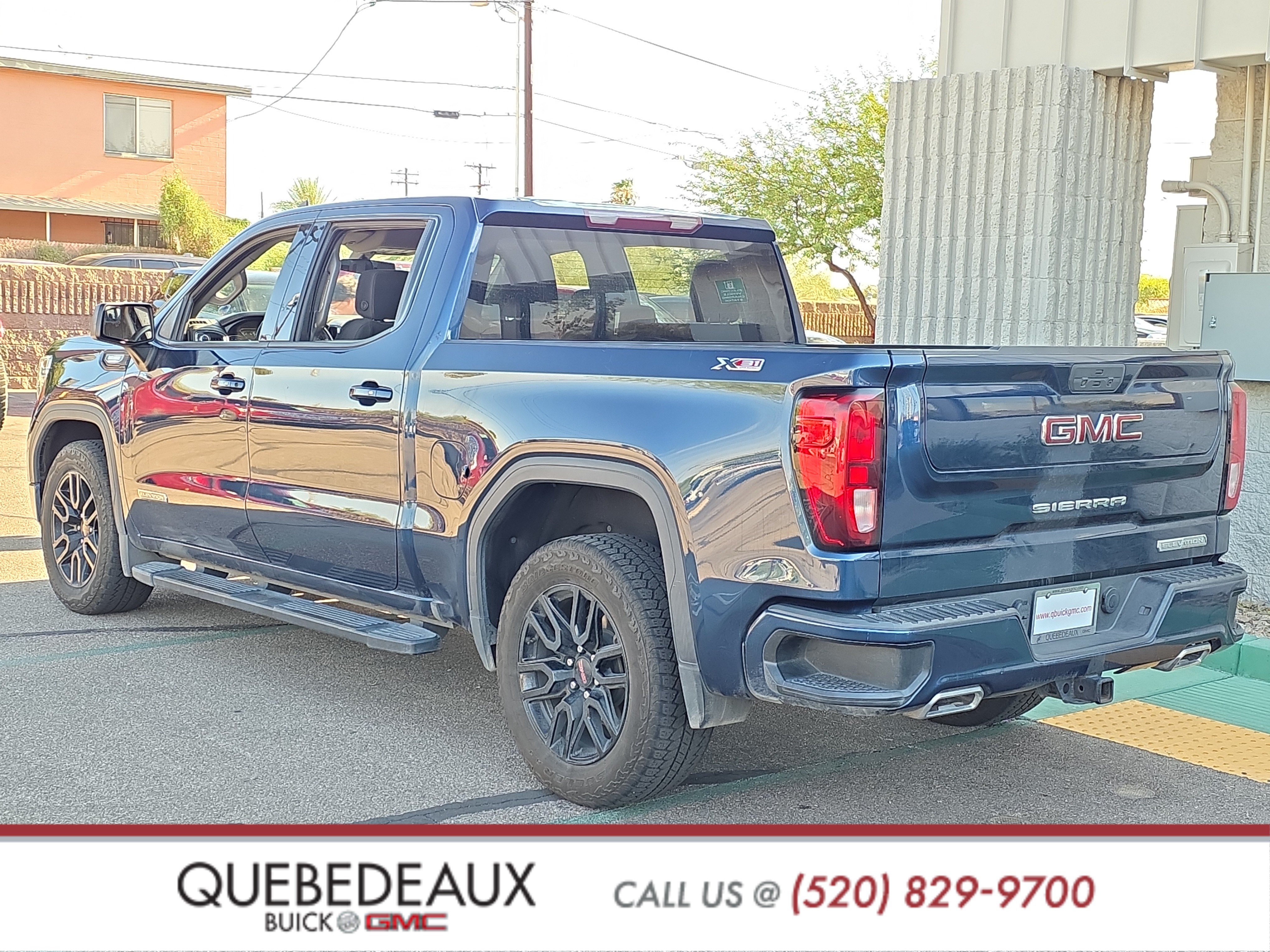 Used 2021 GMC Sierra 1500 Elevation w/ LPO, Elevation Black Package AWD/4WD image 5