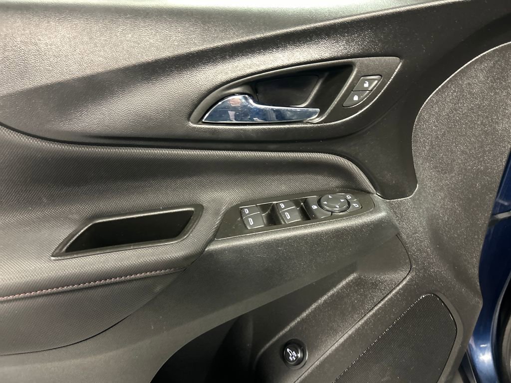 Used 2022 Chevrolet Equinox RS image 14