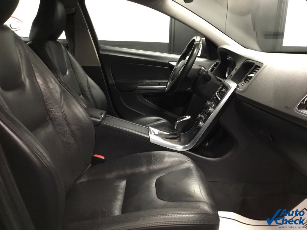 Used 2014 Volvo S60 T5 image 36
