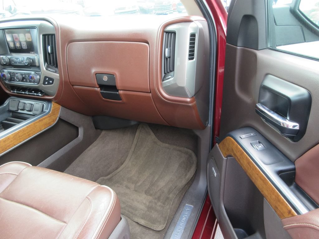 Used 2014 Chevrolet Silverado 1500 High Country w/ High Country Premium Package AWD/4WD image 12