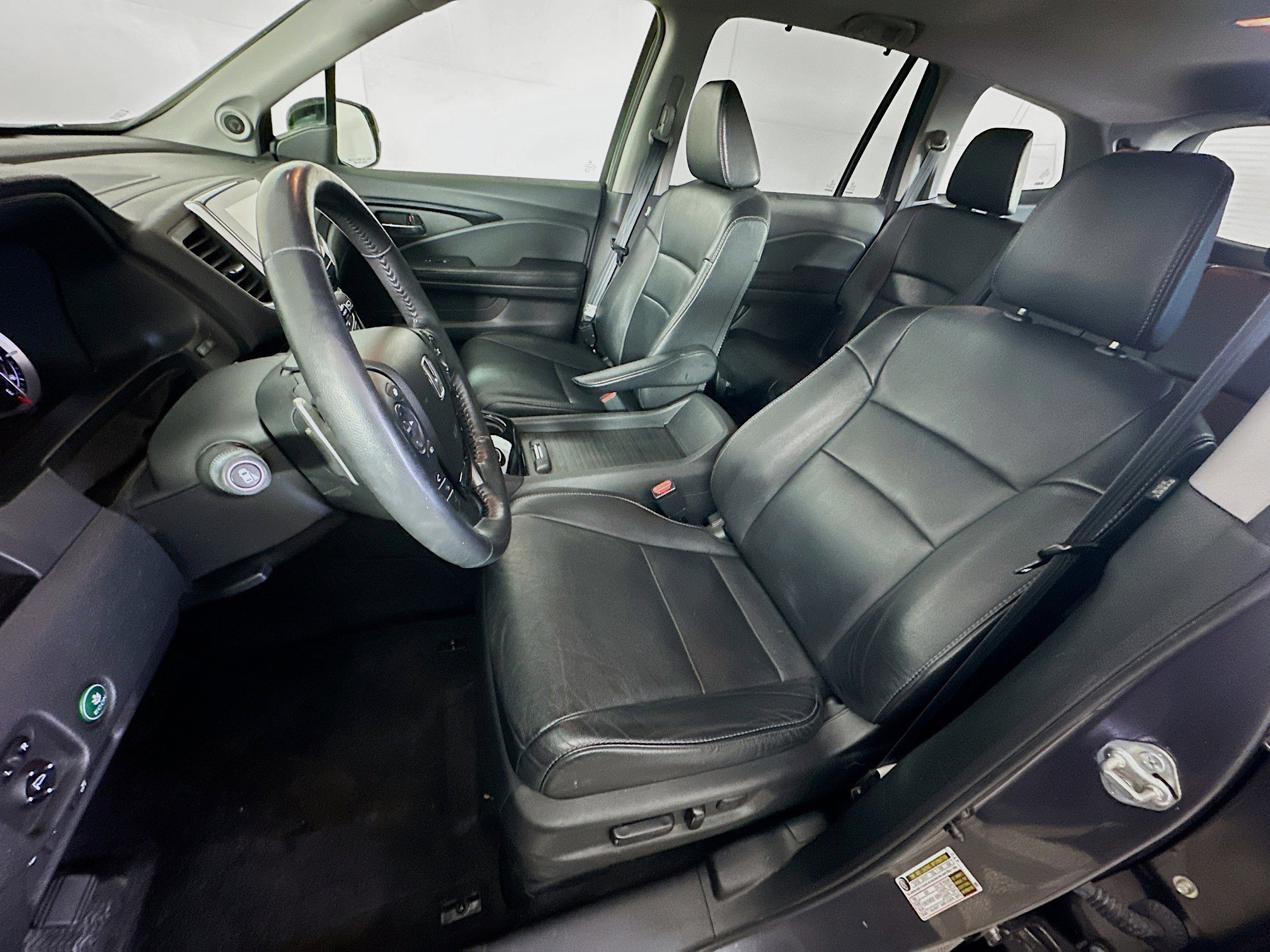 Used 2017 Honda Pilot Touring image 13