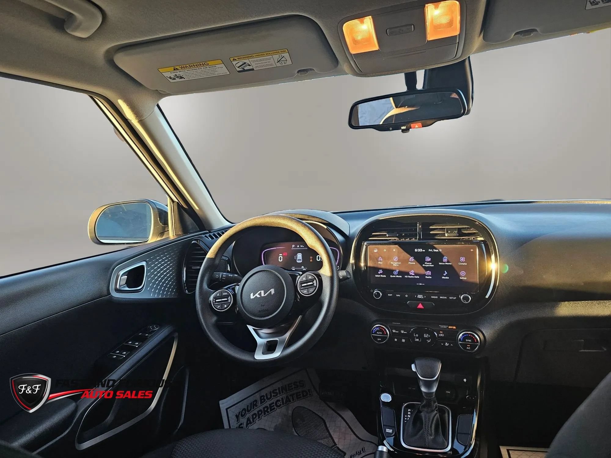 Used 2023 Kia Soul S FWD image 16