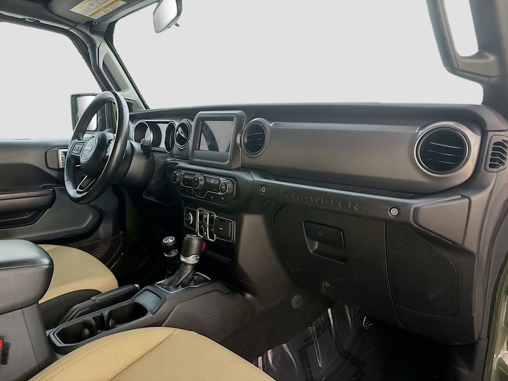 Used 2021 Jeep Wrangler Unlimited Sport AWD/4WD image 34
