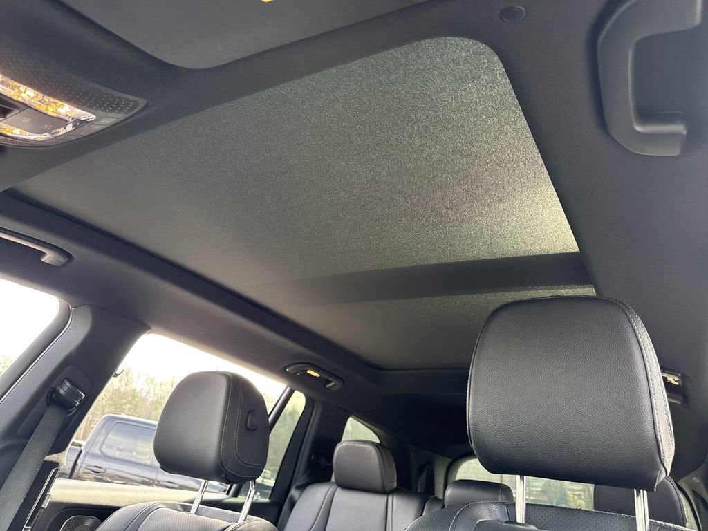 Used 2024 Mercedes-Benz GLS 450 4MATIC image 11