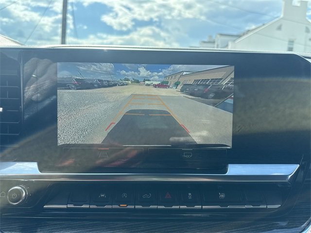 Used 2023 GMC Sierra 1500 SLE image 17