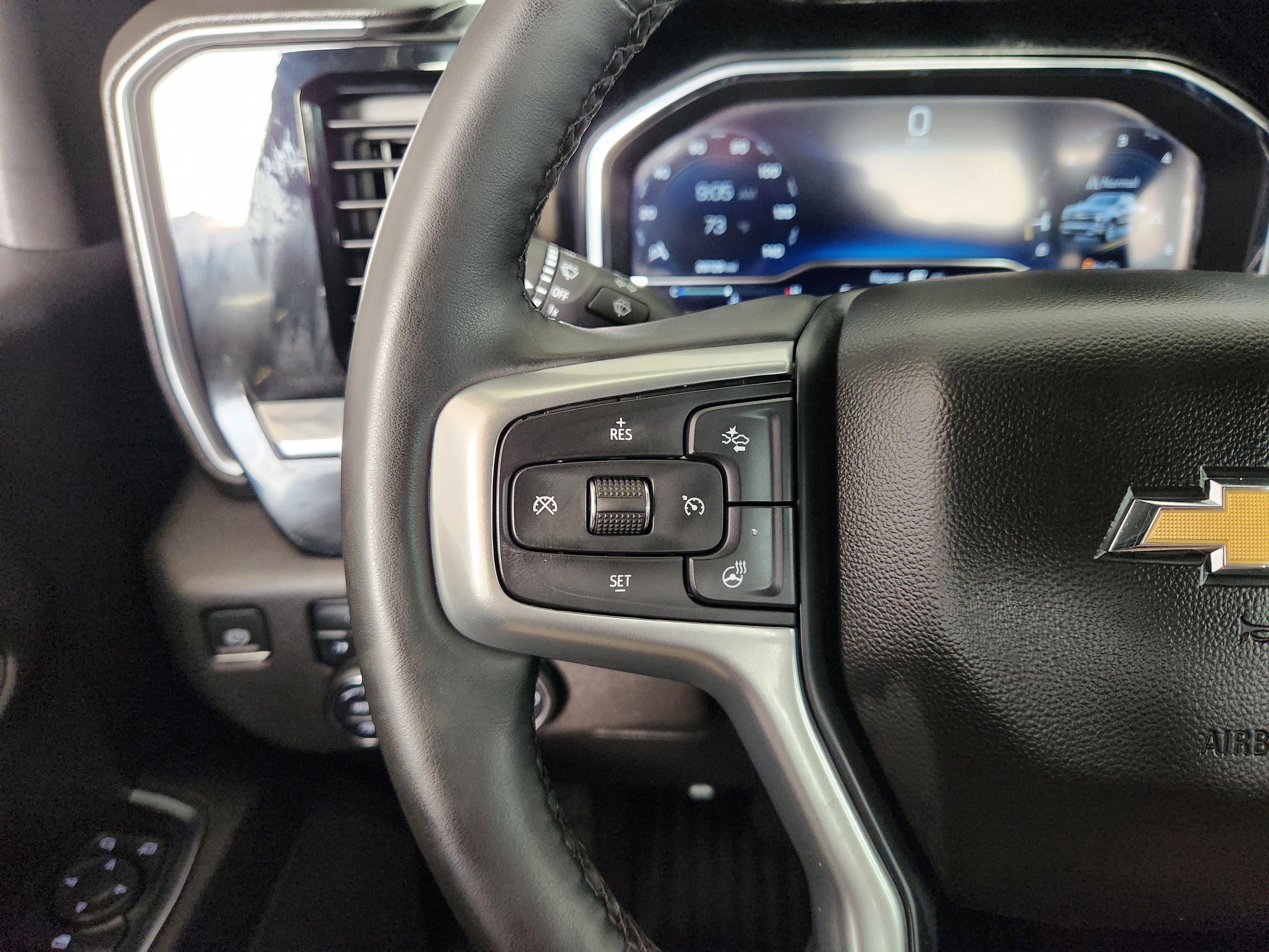 Used 2023 Chevrolet Silverado 1500 LT image 29