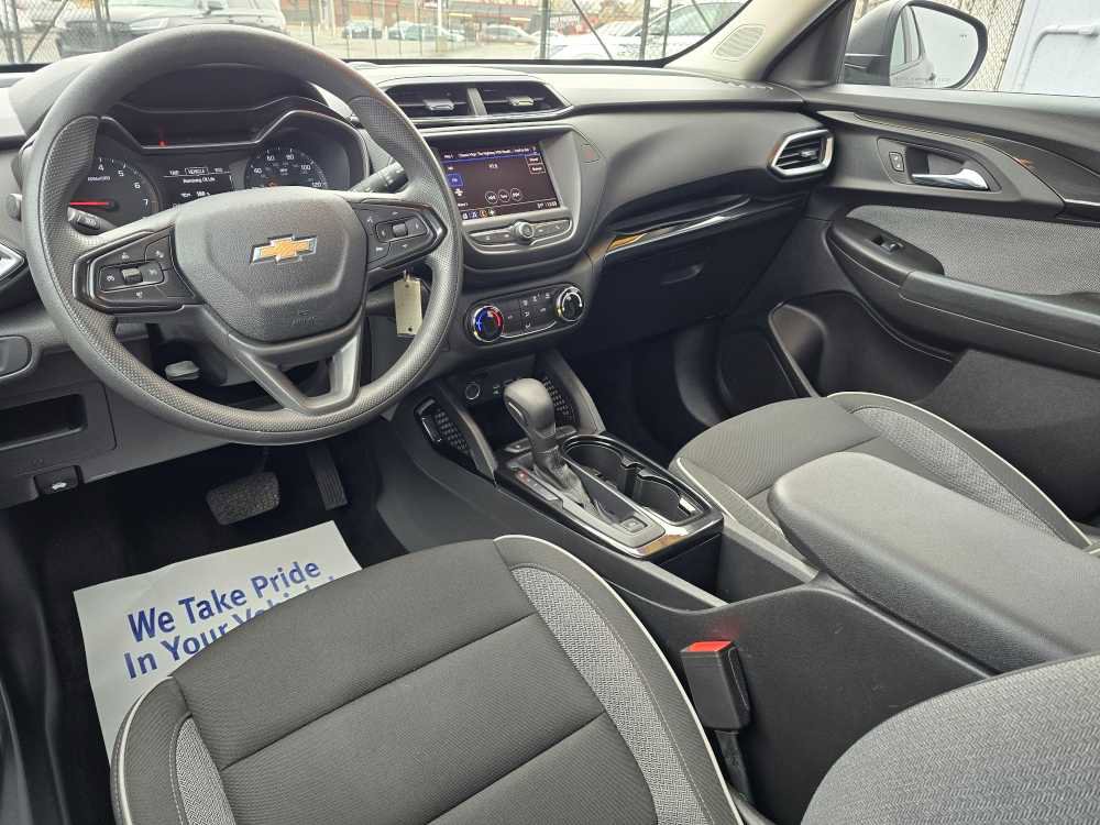 Used 2022 Chevrolet TrailBlazer LS image 14
