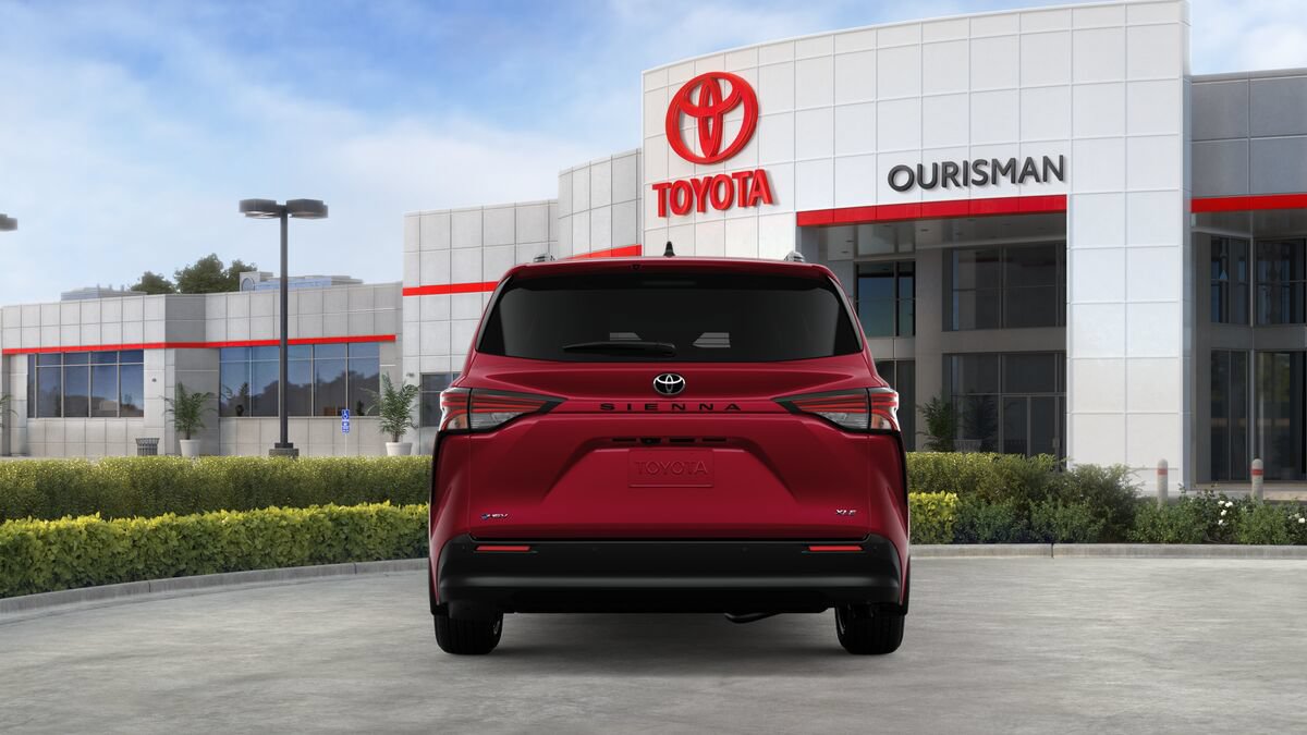 New 2026 Toyota Sienna XLE FWD image 8