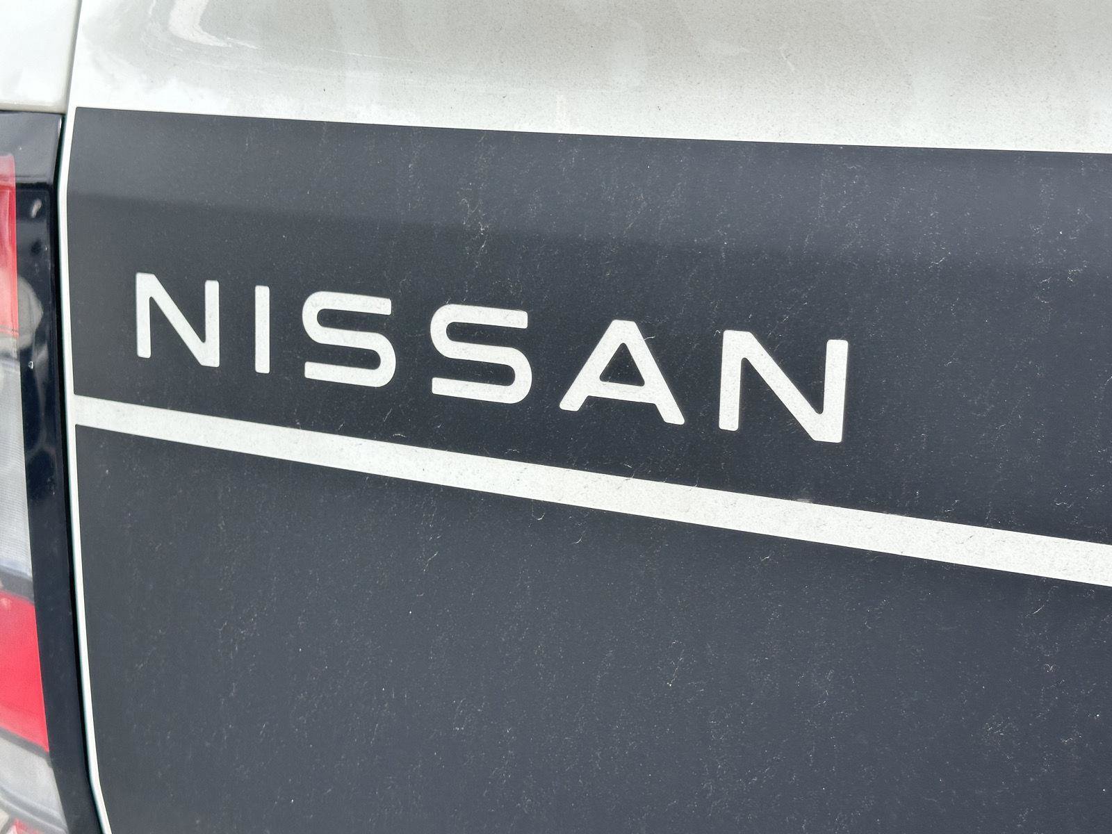 Used 2024 Nissan Frontier SV w/ Hardbody Edition image 10