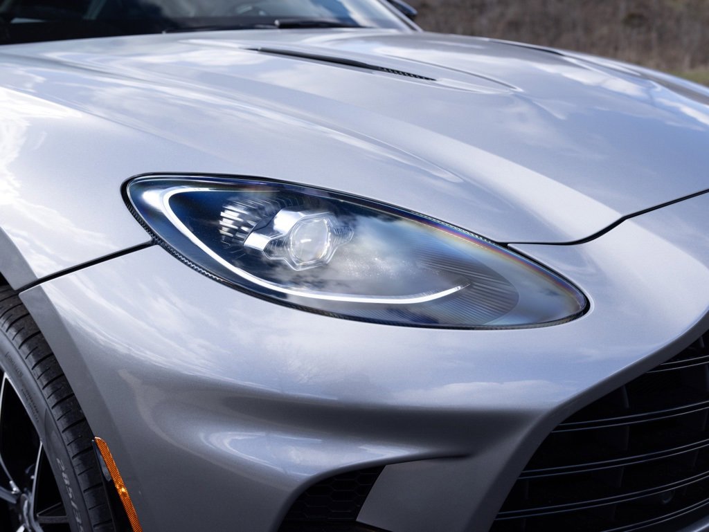 New 2025 Aston Martin DBX 707 image 15