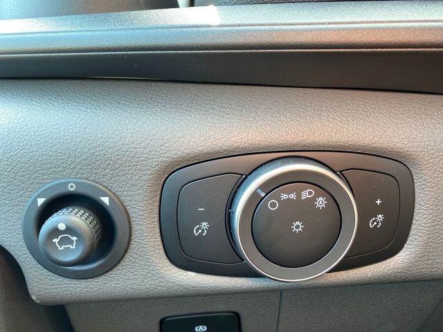 New 2025 Ford Transit 250 148 Medium Roof image 28