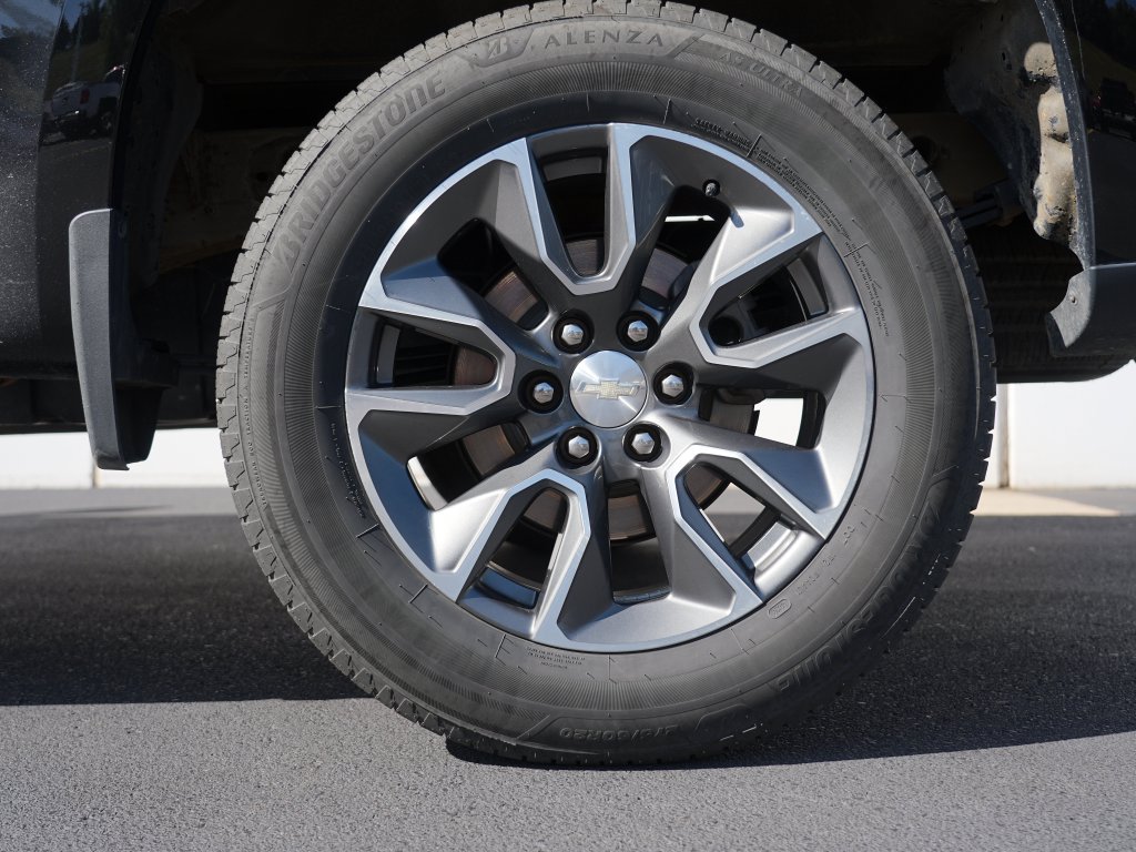 Certified 2023 Chevrolet Silverado 1500 LT w/ Convenience Package II AWD/4WD image 32