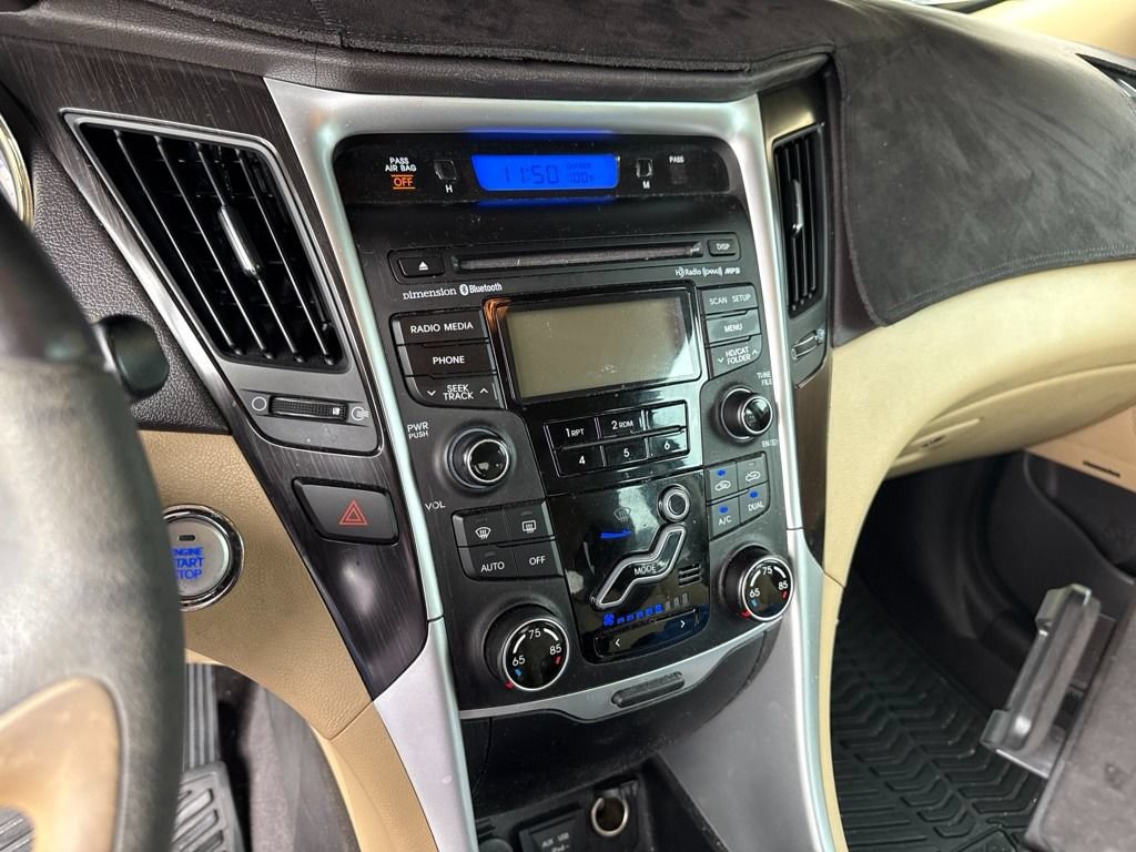 Used 2013 Hyundai Sonata Limited FWD image 11
