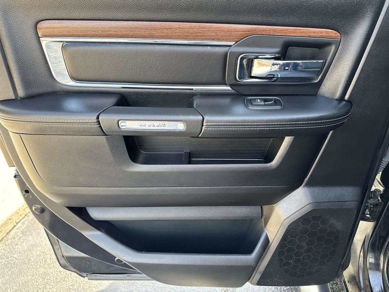 Used 2017 RAM 3500 Laramie w/ Sport Appearance Group image 21