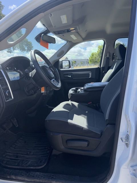 Used 2023 RAM 1500 Classic SLT w/ Electronics Group AWD/4WD image 6