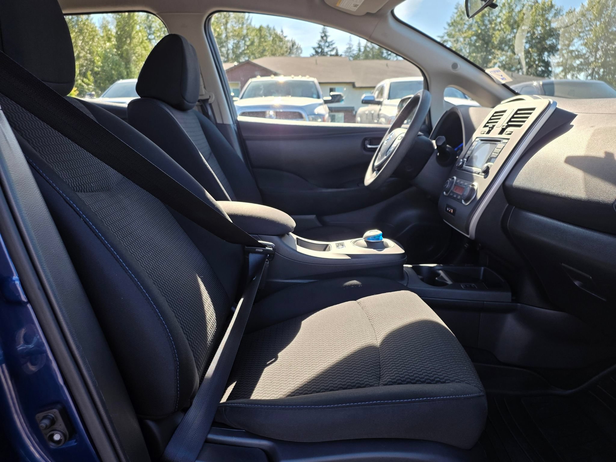 Used 2017 Nissan Leaf S w/ Charge Package FWD image 26