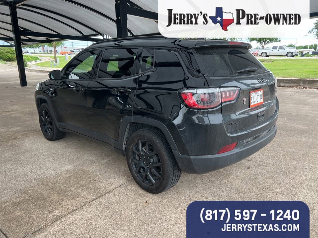 Used 2023 Jeep Compass Latitude w/ Convenience Group AWD/4WD image 5