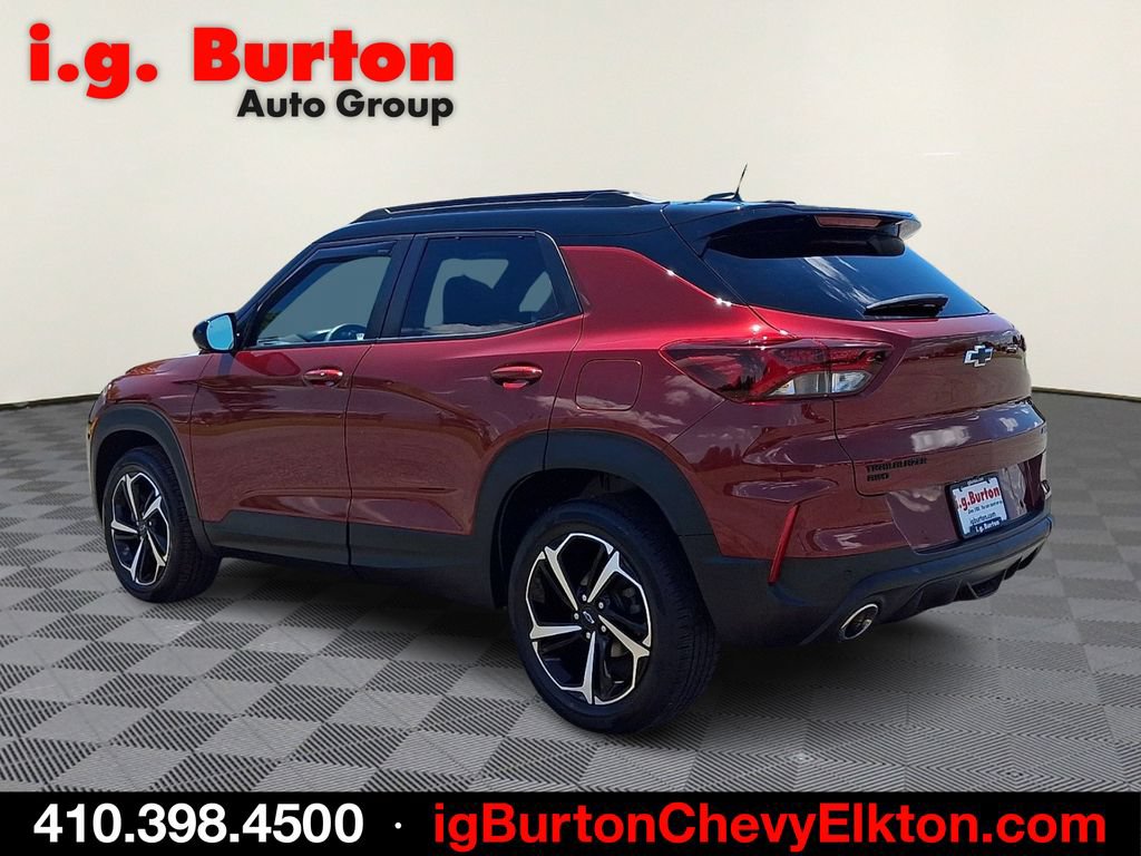 Certified 2022 Chevrolet TrailBlazer RS w/ Sun and Liftgate Package AWD/4WD image 4