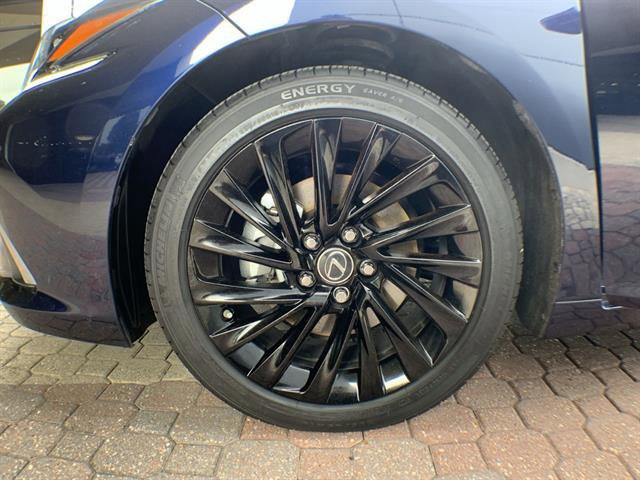 Certified 2025 Lexus ES 300h Ultra Luxury w/ Accessory Package (Z2) FWD image 10