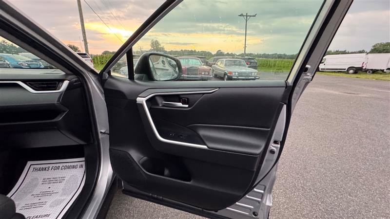 Used 2022 Toyota RAV4 XLE w/ Convenience Package AWD/4WD image 40