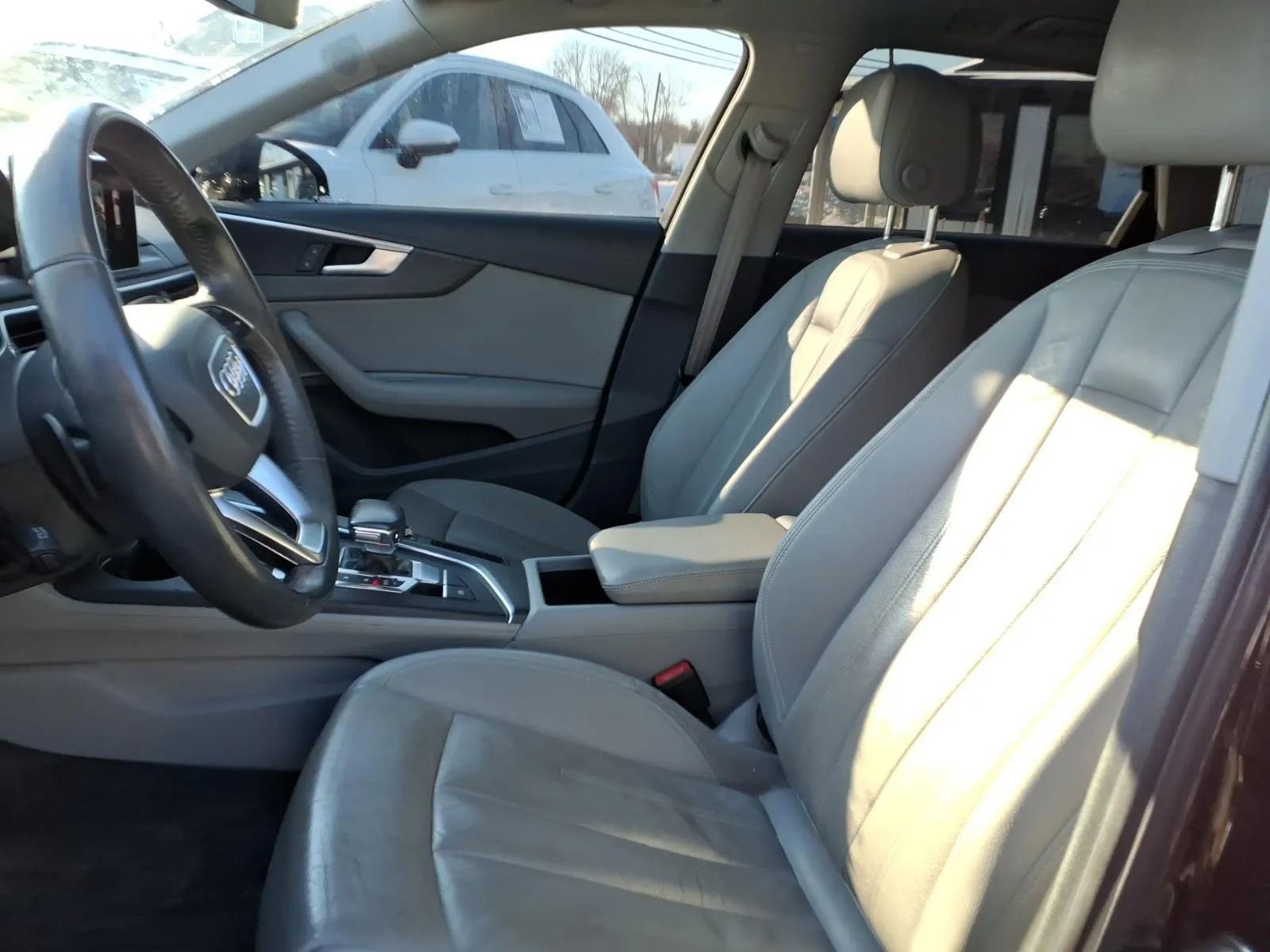 Used 2017 Audi A4 2.0T allroad Premium Plus w/ Technology Package image 26