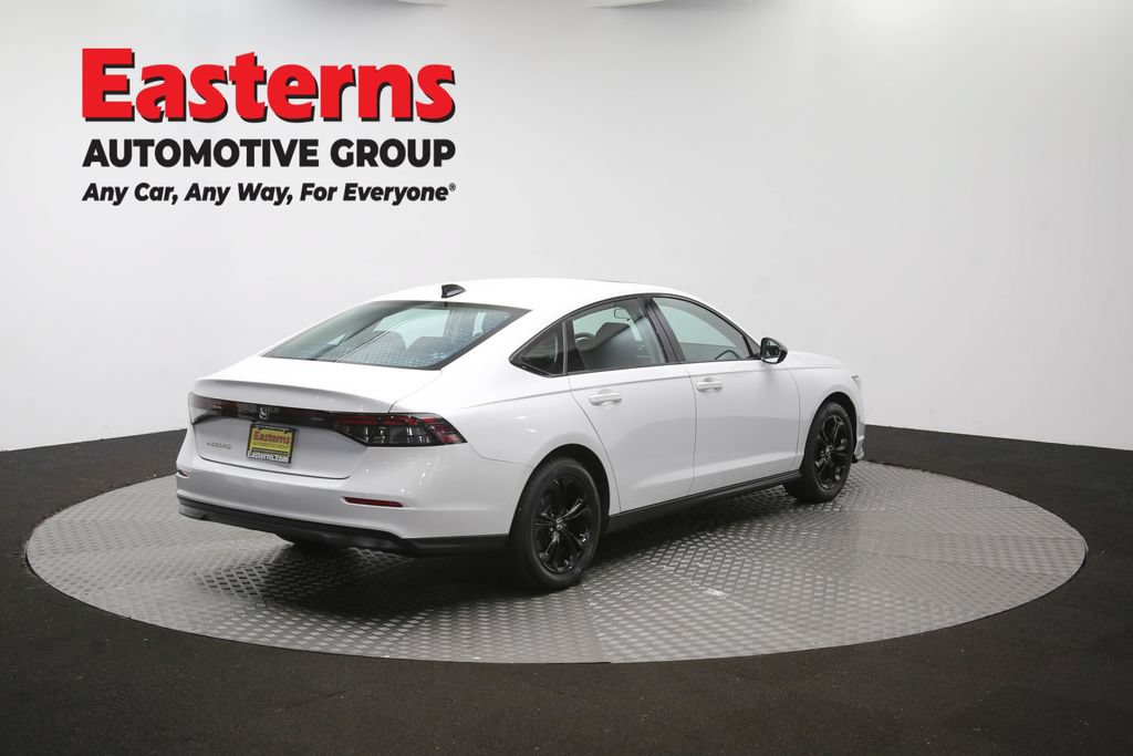 Used 2025 Honda Accord SE image 39