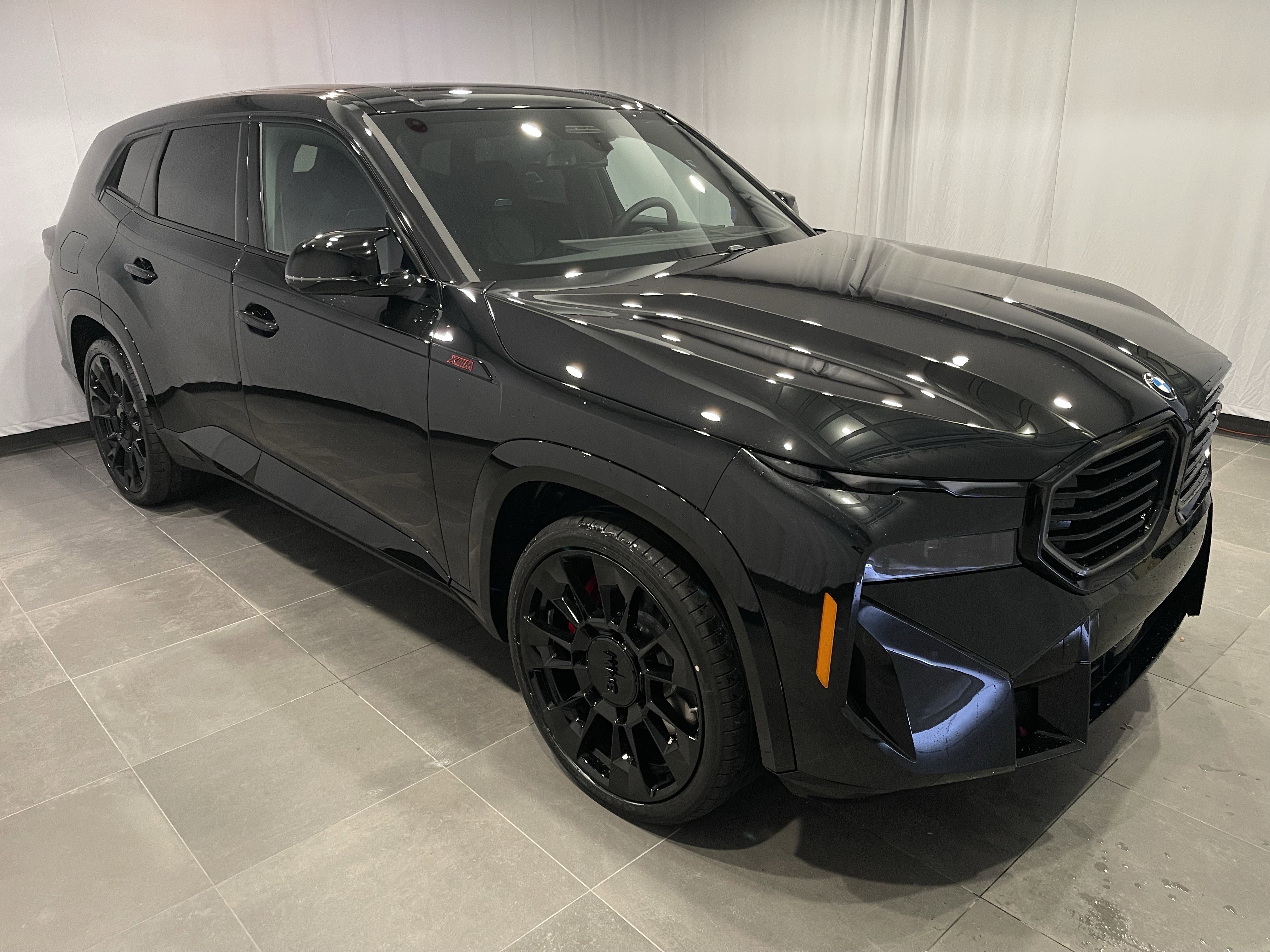 New 2026 BMW XM Label Red image 3