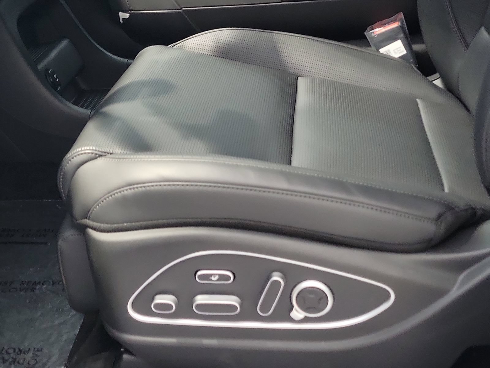 New 2026 Hyundai Palisade Calligraphy FWD image 16