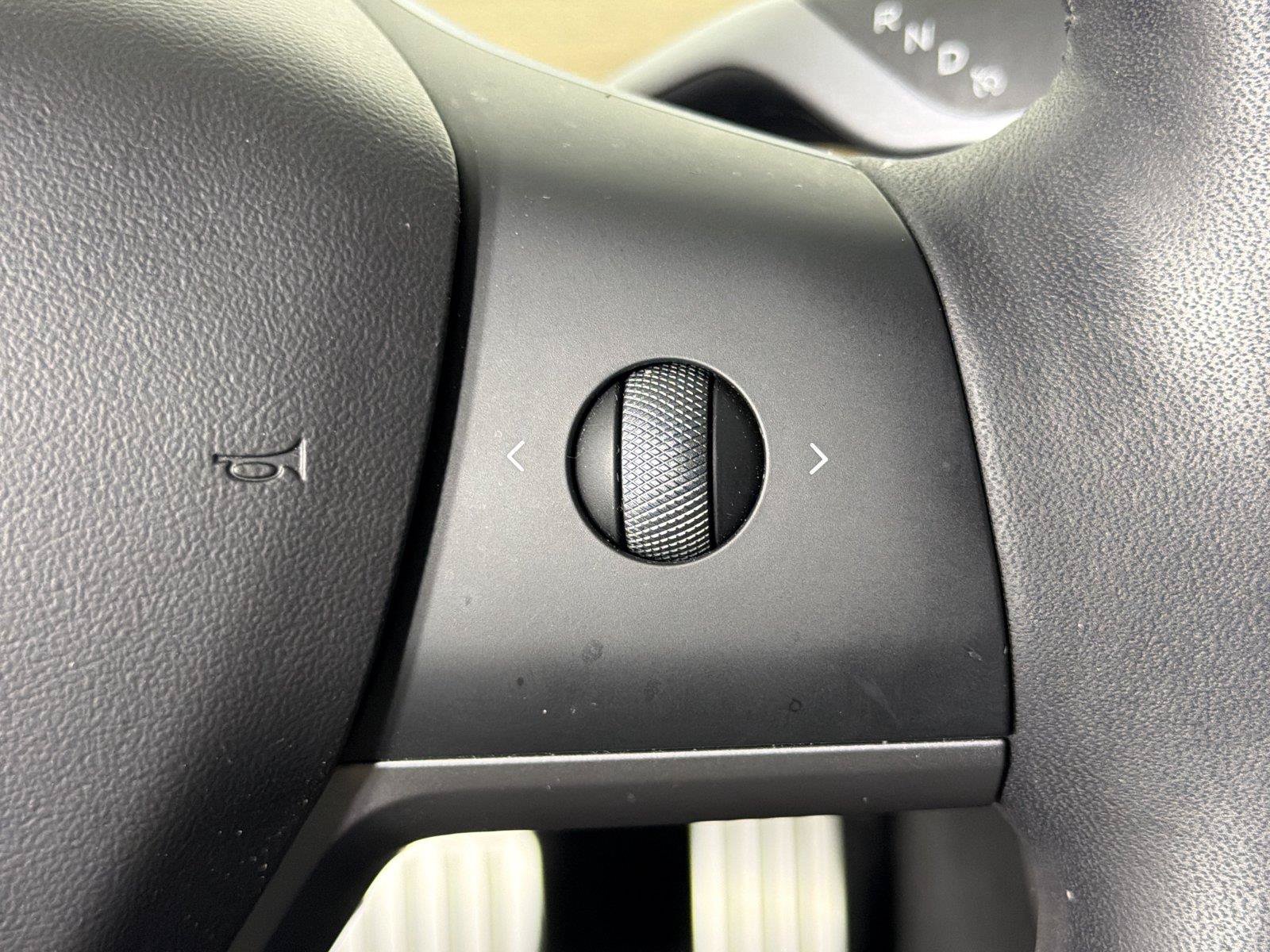 Used 2022 Tesla Model 3 Performance AWD/4WD image 25