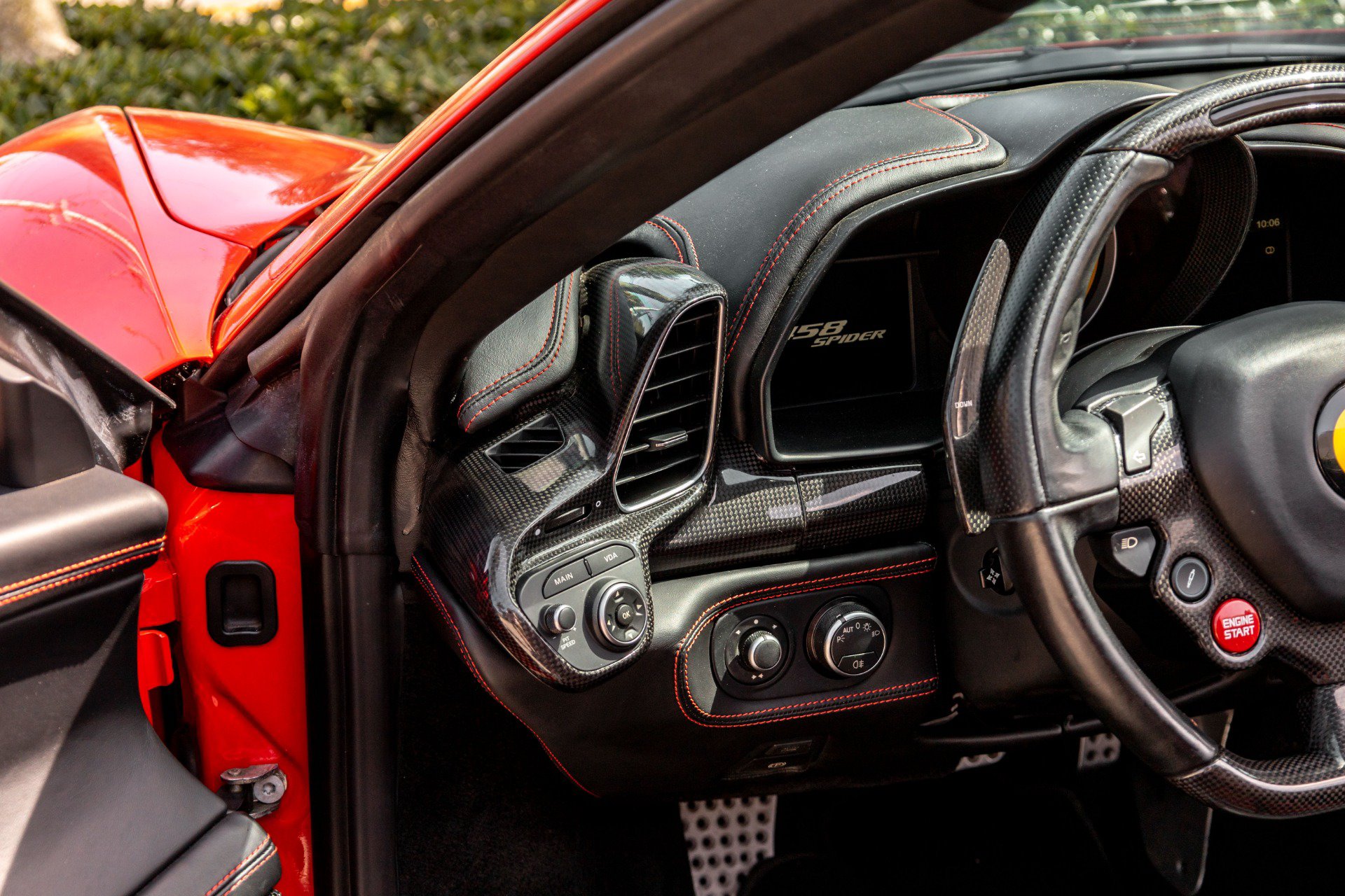 Used 2013 Ferrari 458 Spider RWD image 41