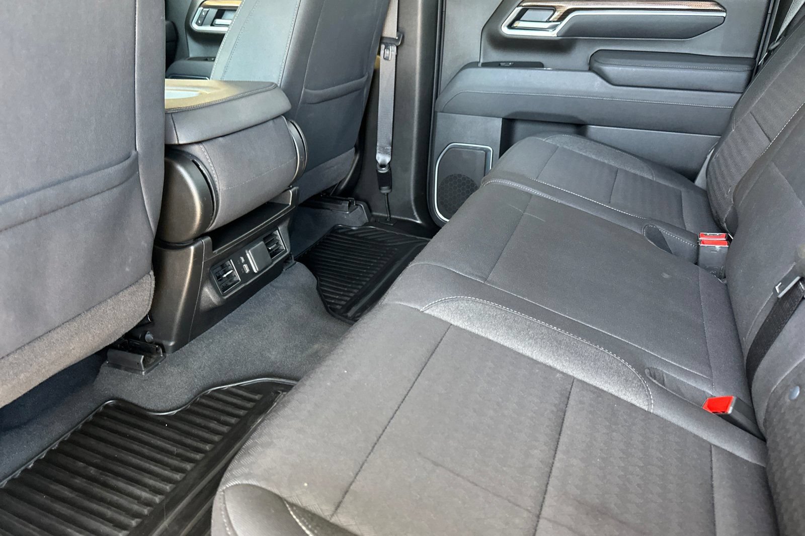Certified 2025 Chevrolet Silverado 2500 LT w/ Convenience Package AWD/4WD image 13