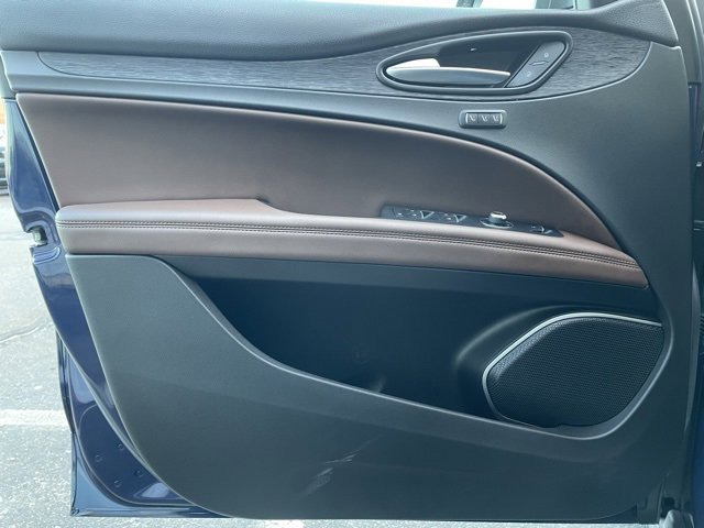 Used 2021 Alfa Romeo Stelvio Sprint w/ Sun & Sound Package image 9