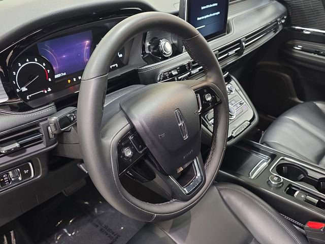 Certified 2022 Lincoln Corsair FWD image 12