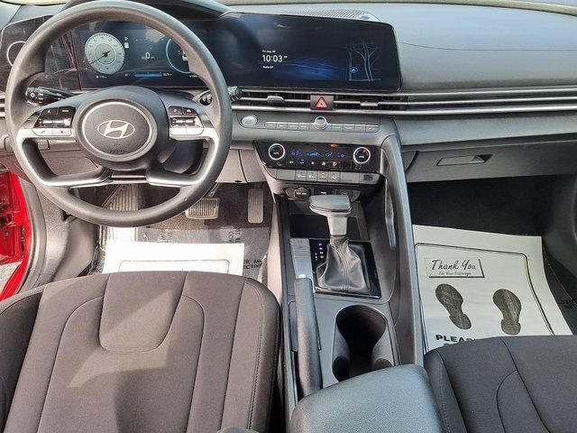 Used 2024 Hyundai Elantra SEL FWD image 23