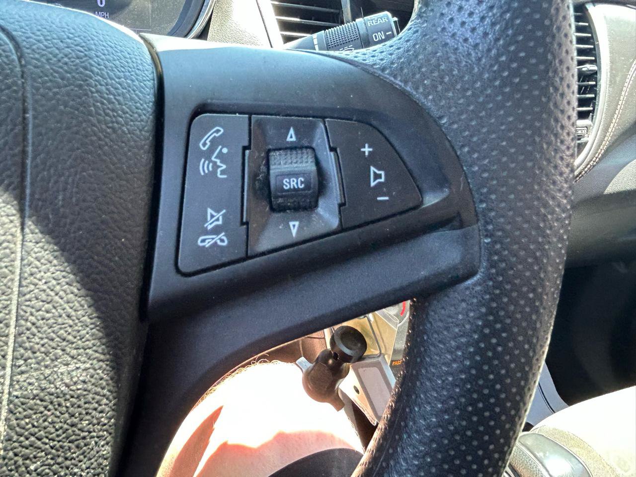 Used 2020 Chevrolet Trax LS AWD/4WD image 18