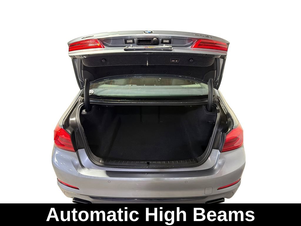 Used 2019 BMW 540i xDrive w/ Premium Package image 14