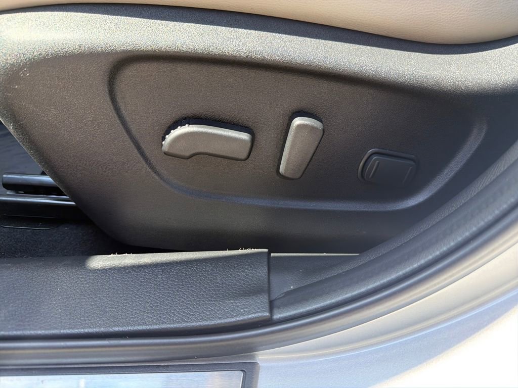 Certified 2022 Nissan Rogue Sport SL image 16