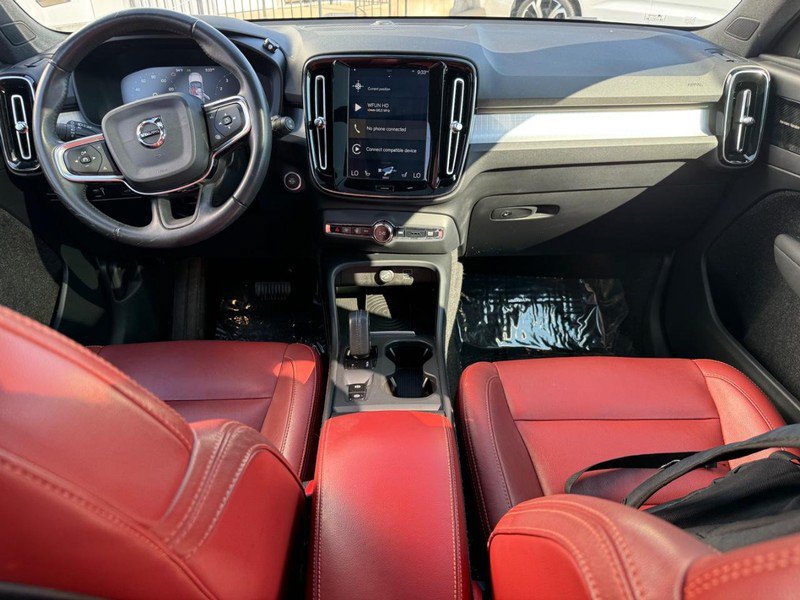 Used 2019 Volvo XC40 T5 Momentum AWD/4WD image 12