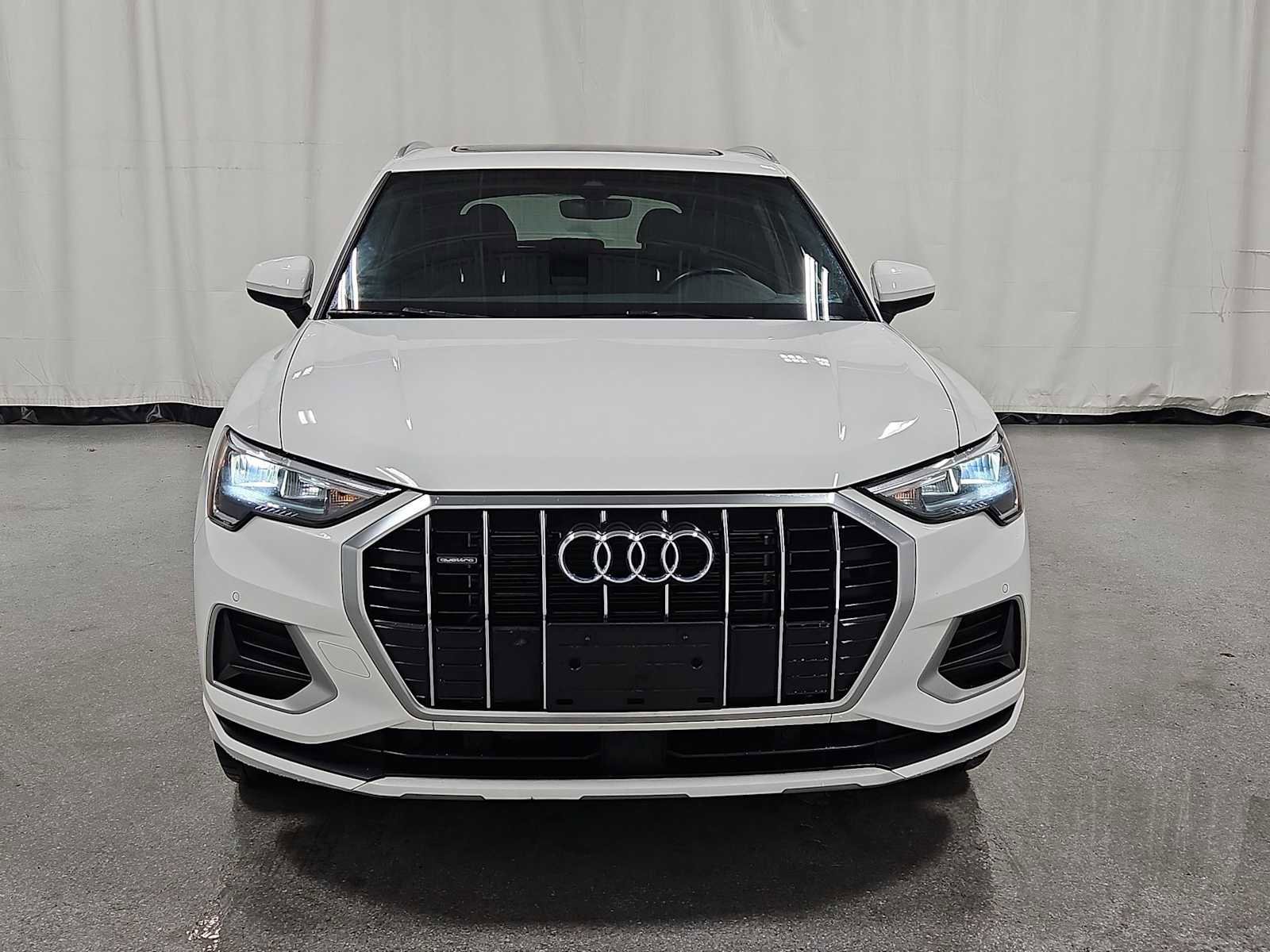 Used 2022 Audi Q3 2.0T Premium image 14