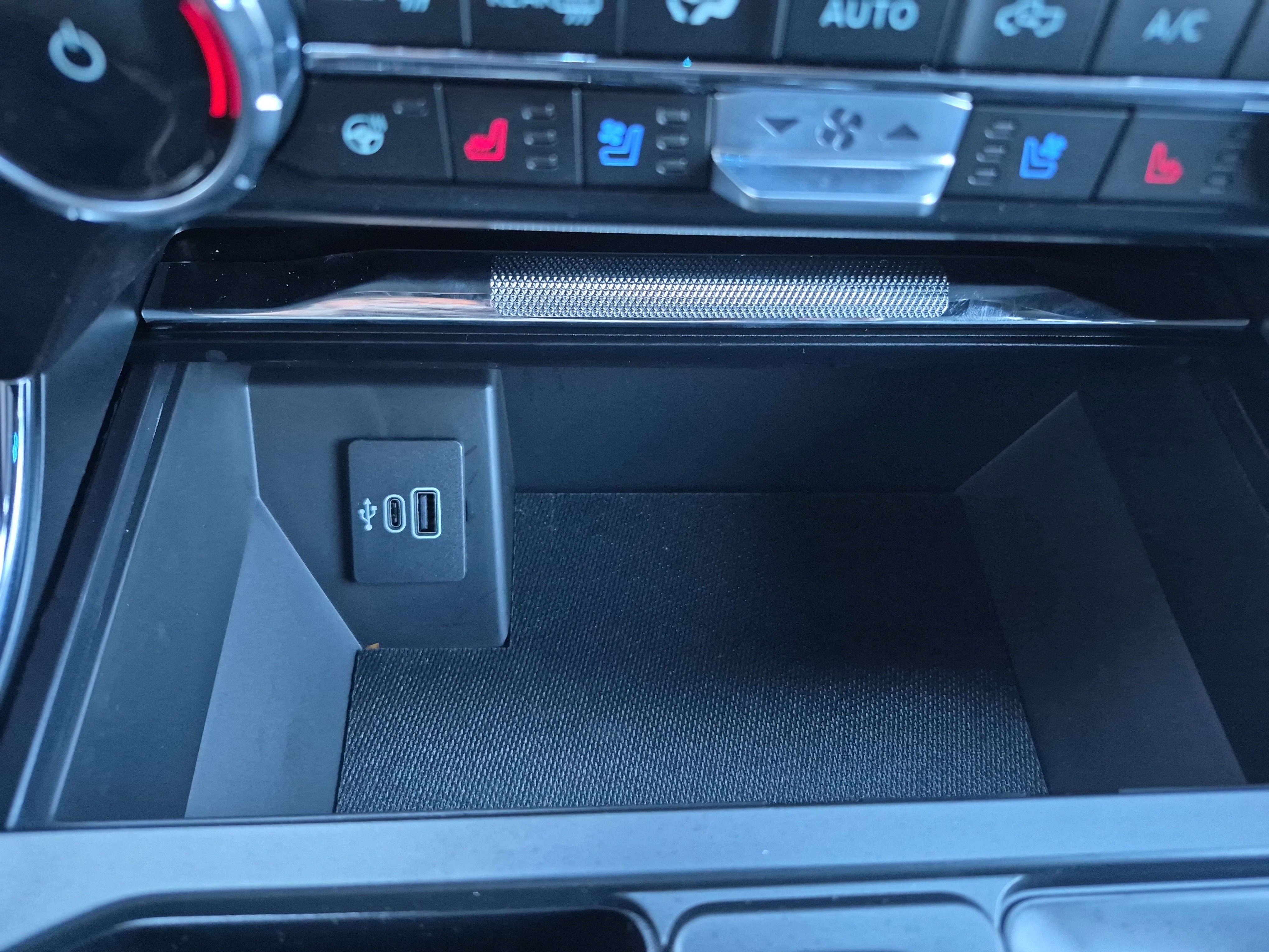 New 2025 Ford F150 Lariat w/ Equipment Group 501A Mid image 31