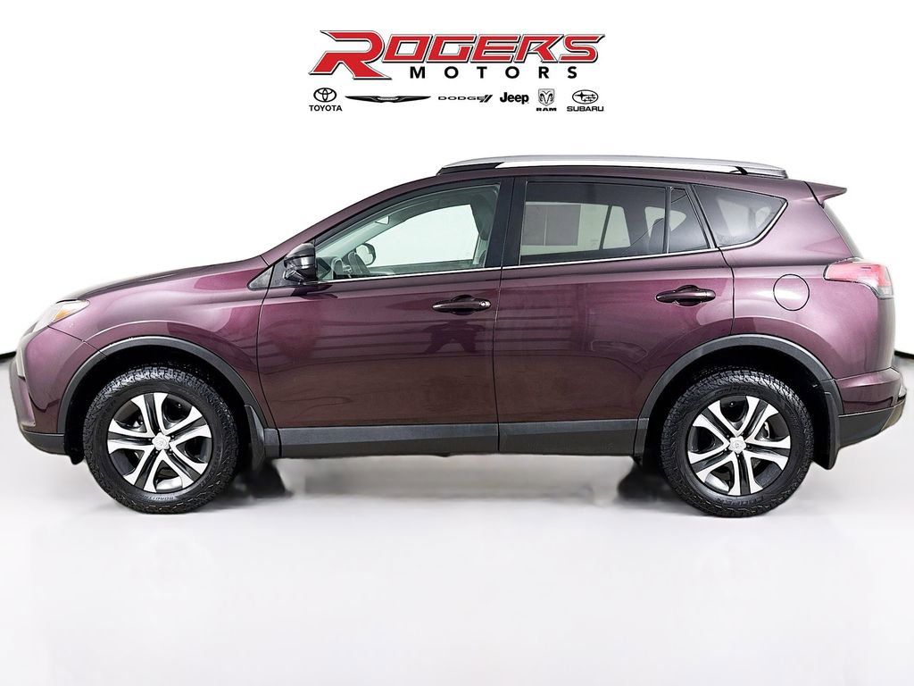Certified 2017 Toyota RAV4 LE image 4