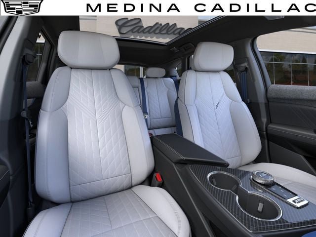 New 2026 Cadillac Optiq V AWD/4WD image 17