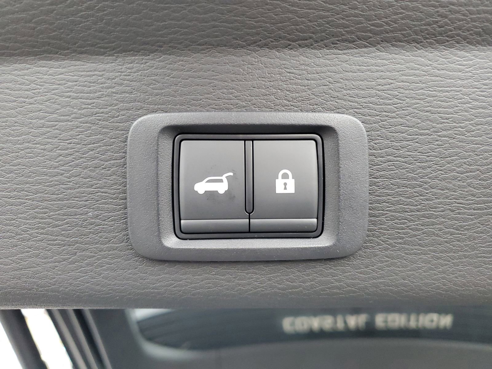 New 2026 Mitsubishi Outlander SE image 30